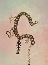 Load image into Gallery viewer, Gold Dainty Charm Bracelet
