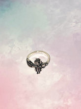 Load image into Gallery viewer, Silver Fleur-de-lis Ring