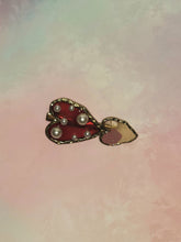 Load image into Gallery viewer, Sweetheart Pearl Heart Clip