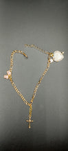 Load image into Gallery viewer, Gold 3 Charm Anklet
