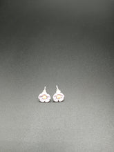 Load image into Gallery viewer, Lavender Flower Studs