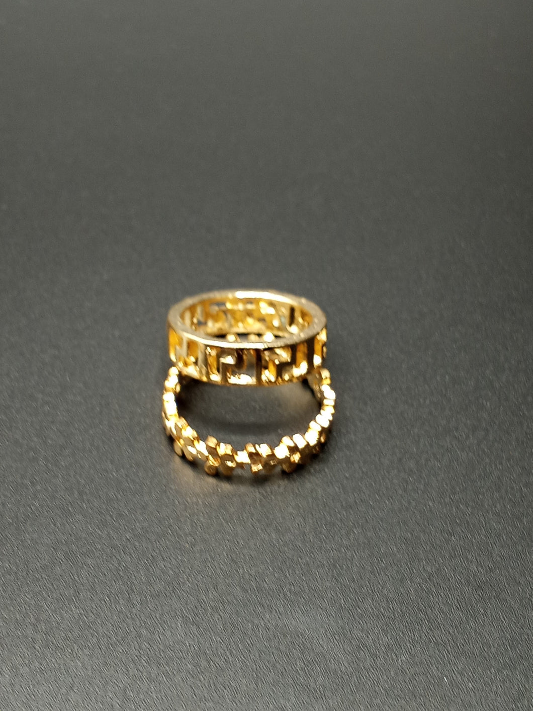 2 Set Gold Rings