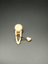 Load image into Gallery viewer, Gold 2 Set Hair Clips