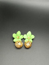 Load image into Gallery viewer, Green Ceramic Flower Earrings