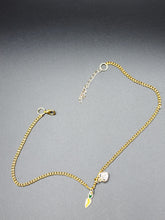 Load image into Gallery viewer, Gold Charm Choker