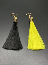Load image into Gallery viewer, Black &amp; Yellow Siamese Tassels